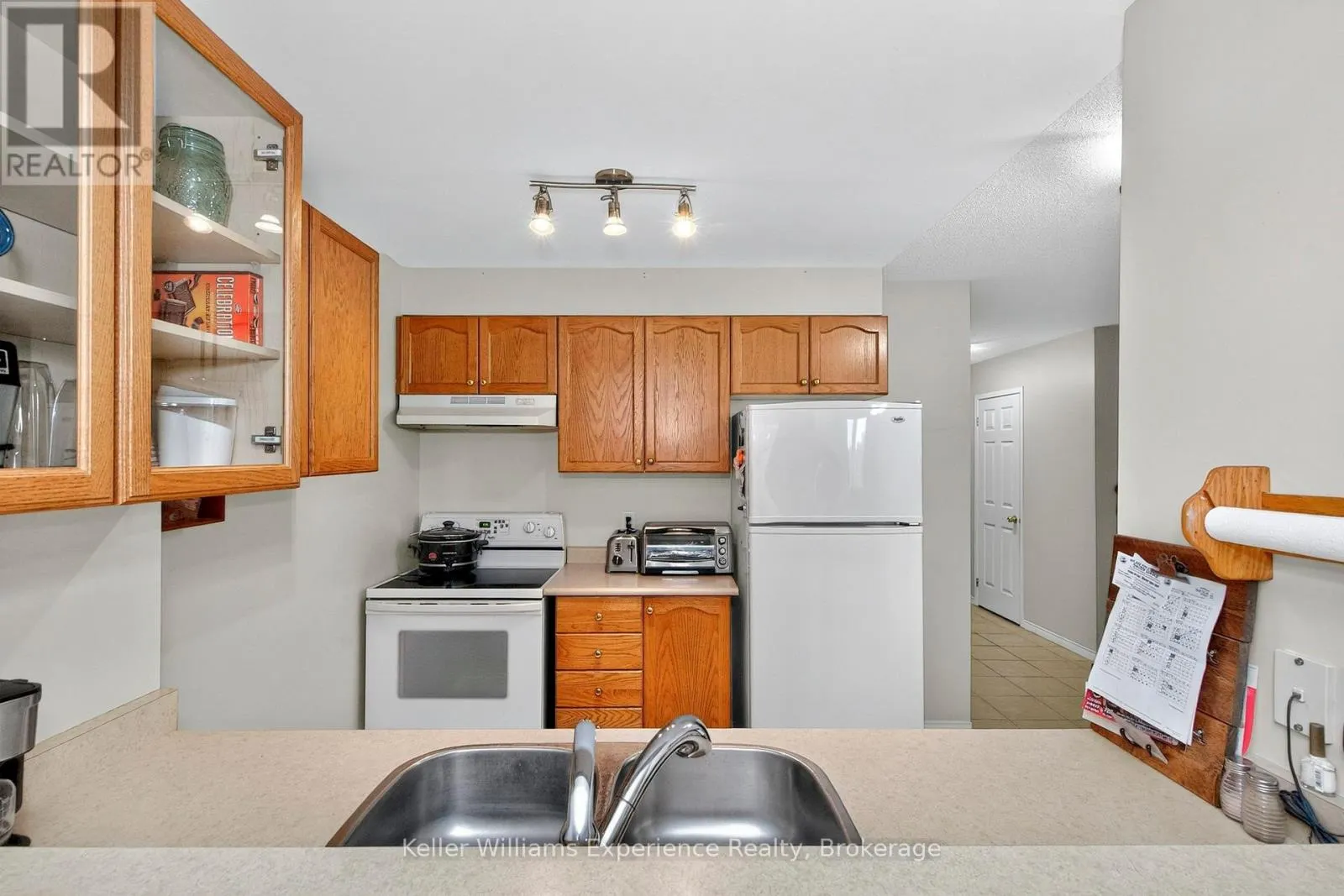 167 SOUTHWINDS CRESCENT