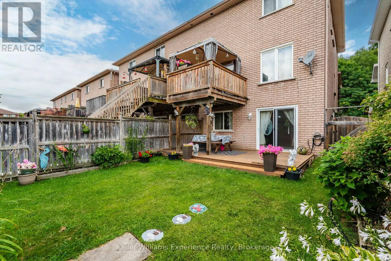 167 SOUTHWINDS CRESCENT