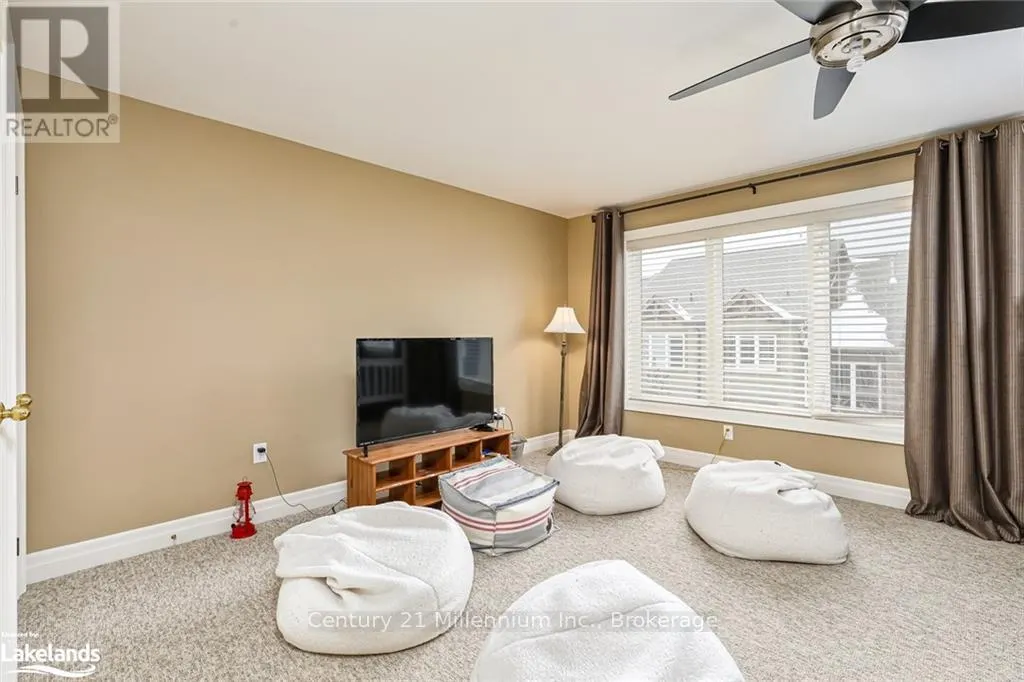 14 WILDROSE TRAIL