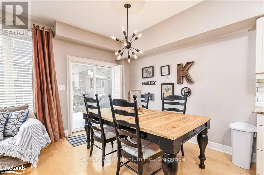 14 WILDROSE TRAIL