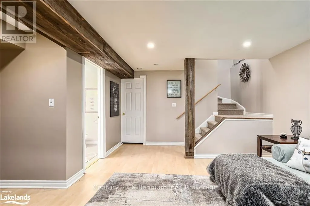 14 WILDROSE TRAIL