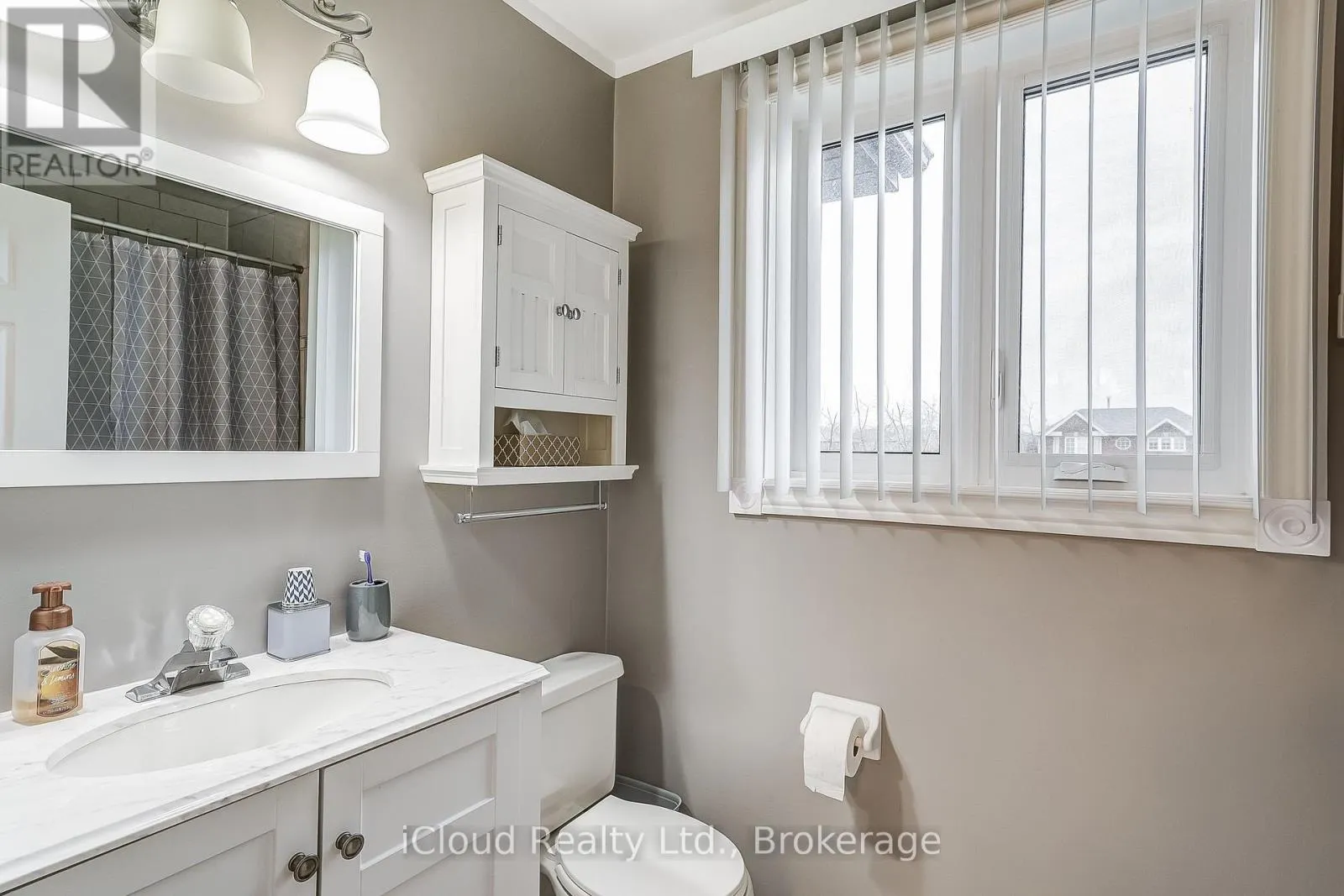 9 TIMOTHY LANE S