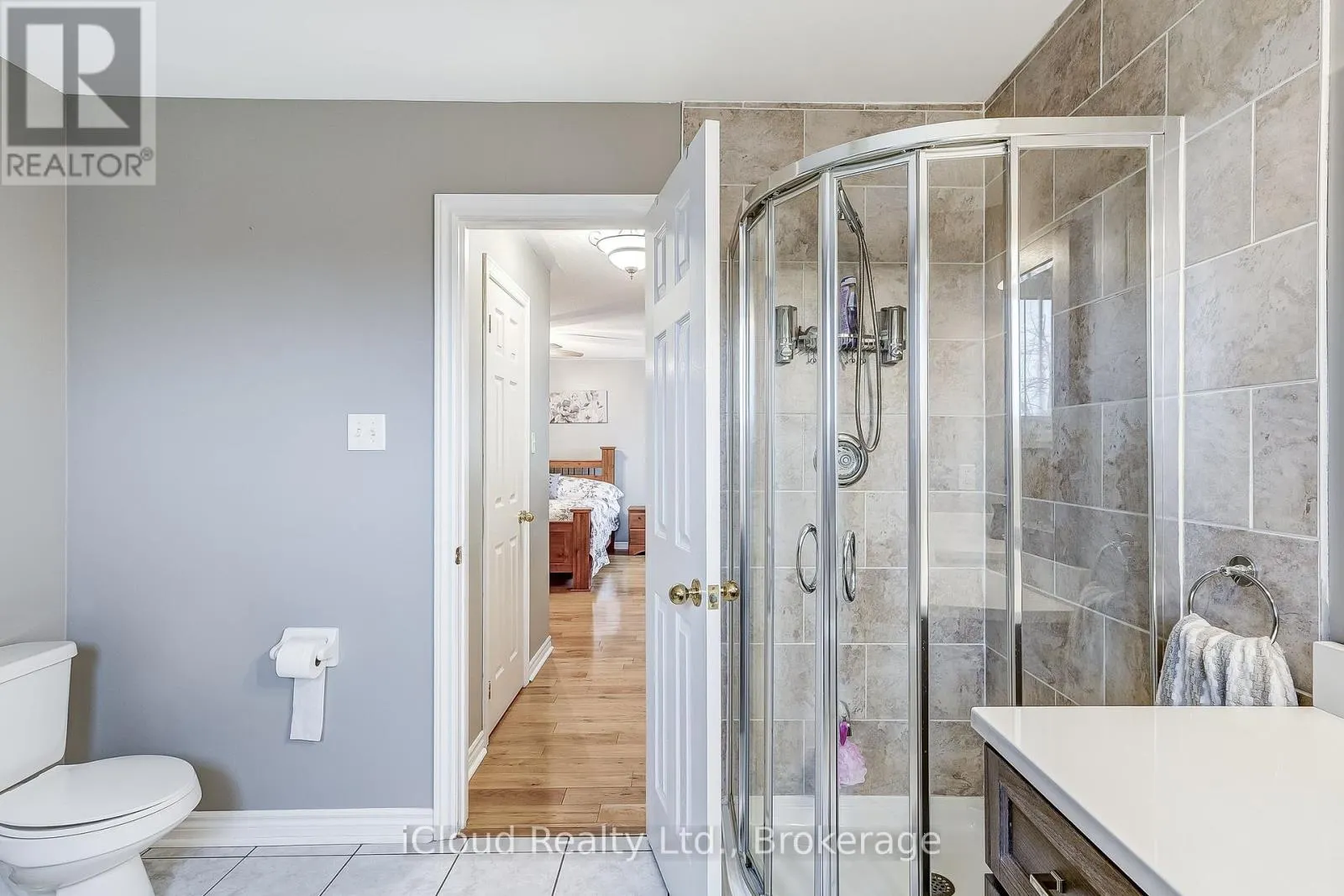 9 TIMOTHY LANE S