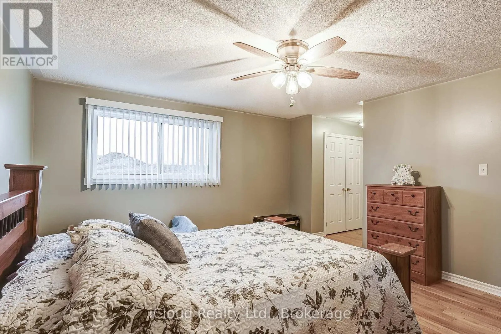 9 TIMOTHY LANE S