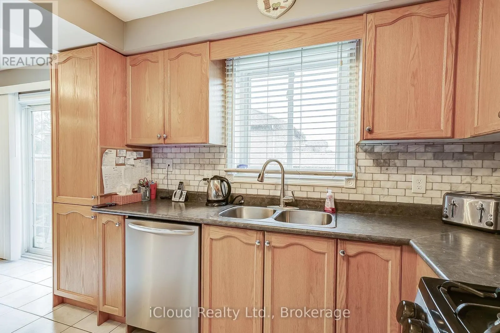 9 TIMOTHY LANE S
