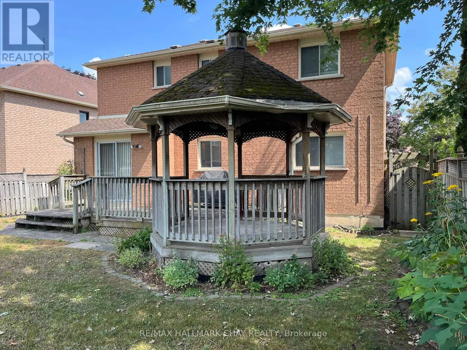 22 STROUD PLACE