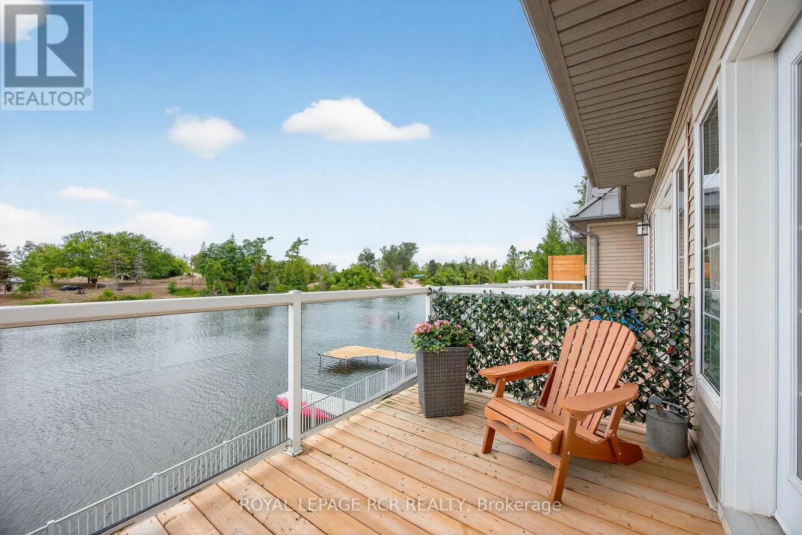 3 - 64 RIVER ROAD E
