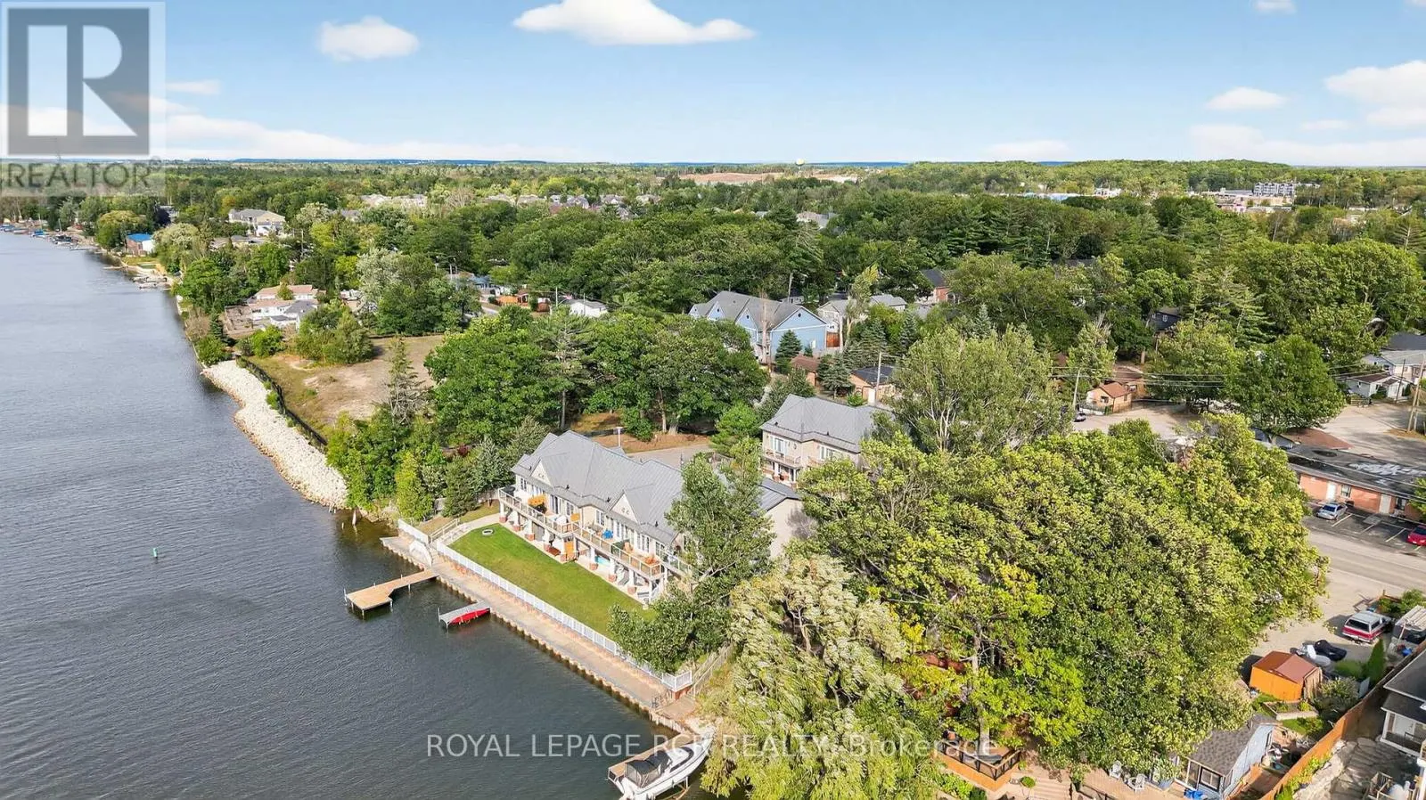 3 - 64 RIVER ROAD E