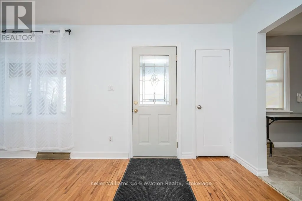 162 LINDSAY STREET