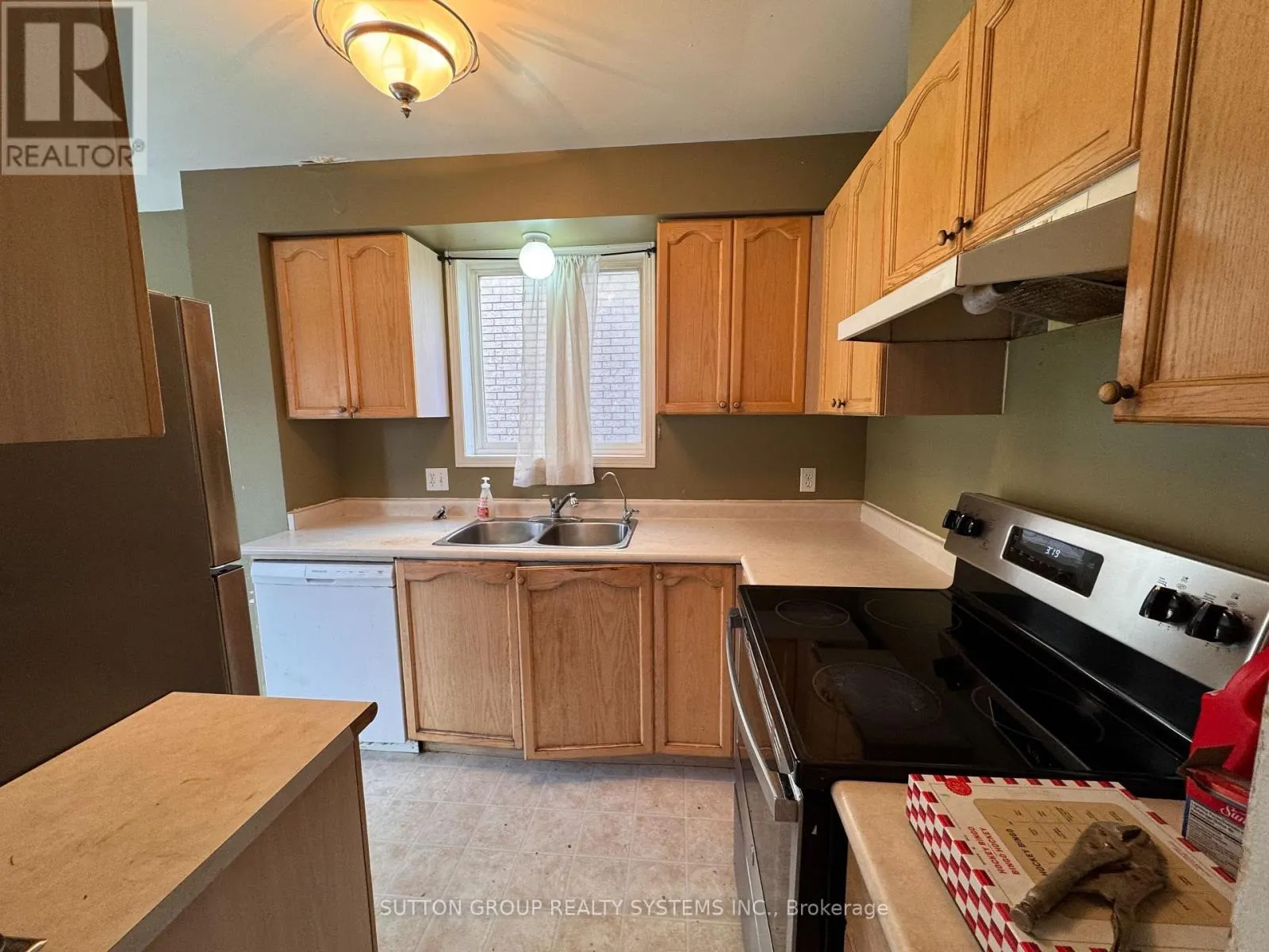 53 HERSEY CRESCENT