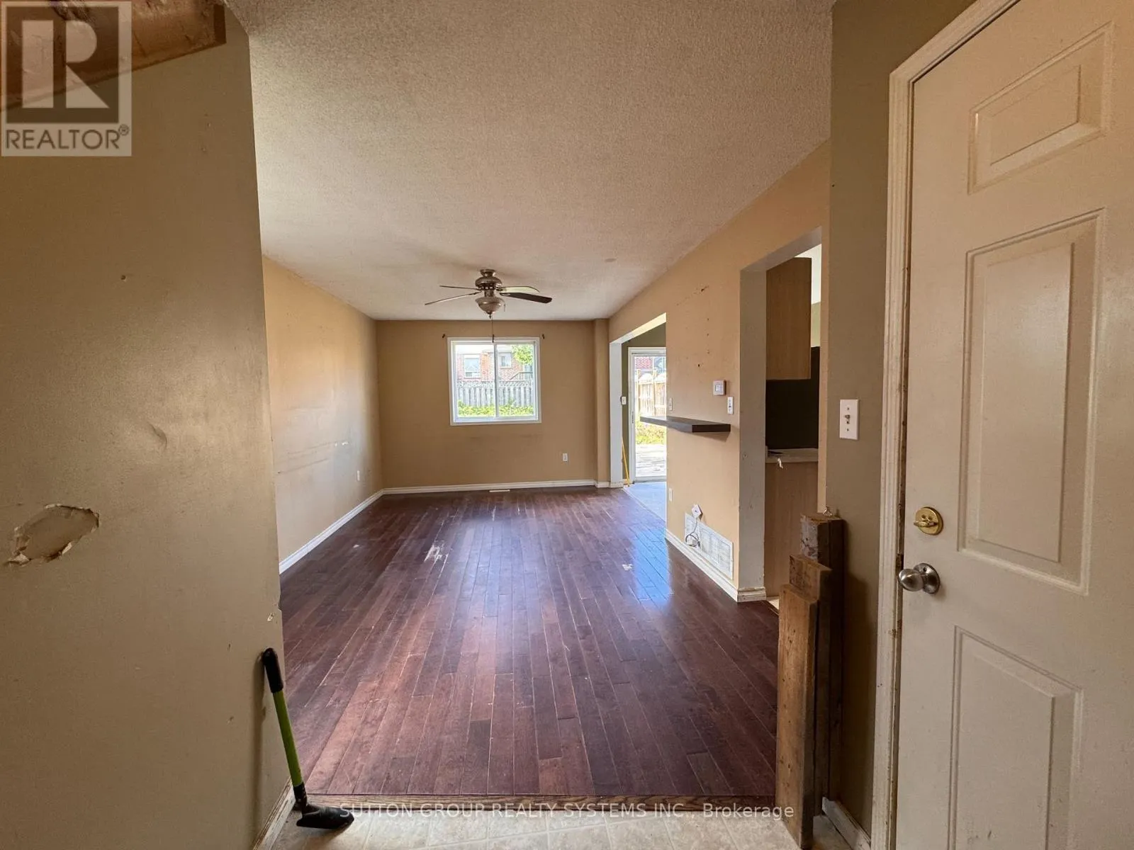 53 HERSEY CRESCENT