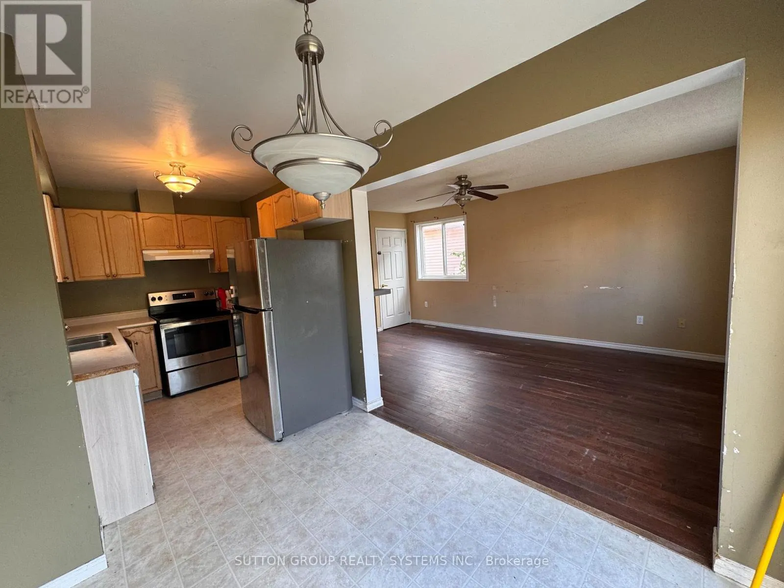 53 HERSEY CRESCENT