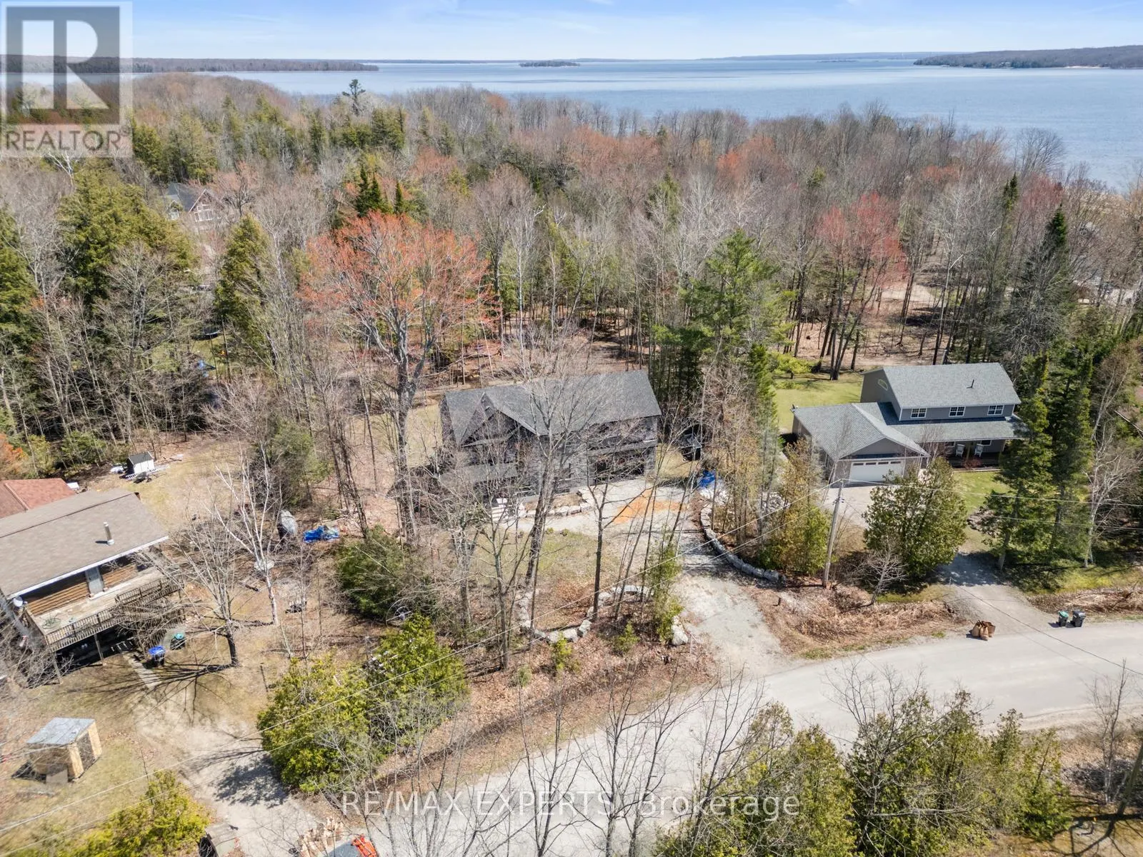 11 JOLIET CRESCENT