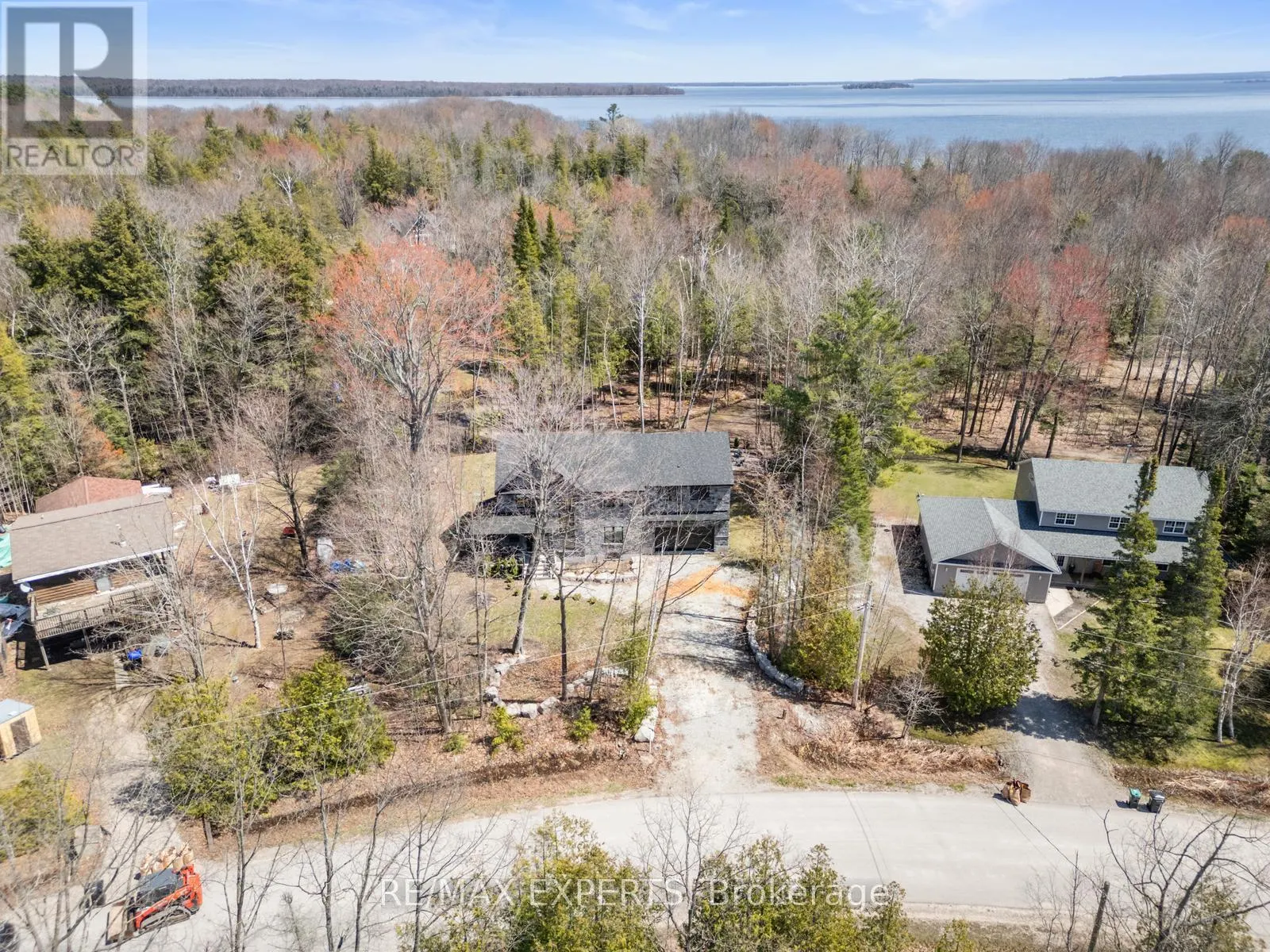 11 JOLIET CRESCENT
