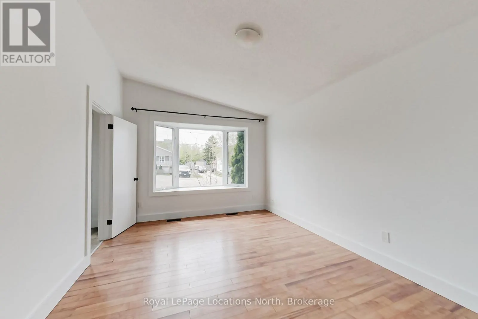 129 SPRUCE STREET