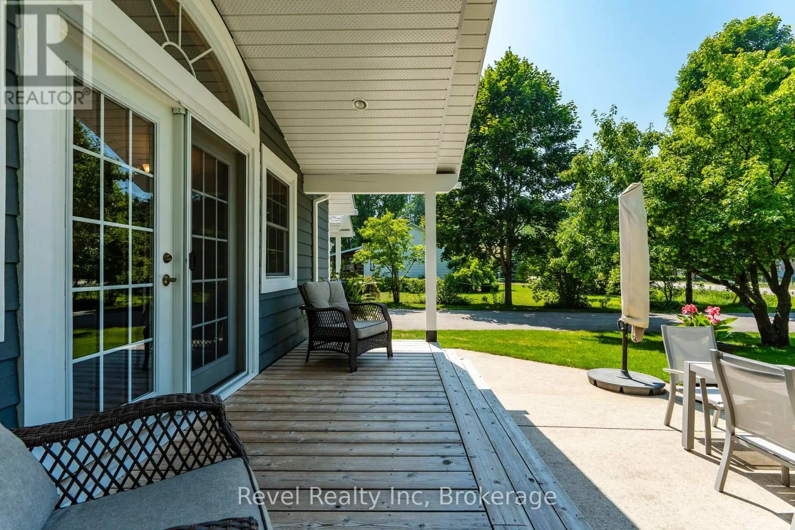 33 BELCOURT CRESCENT