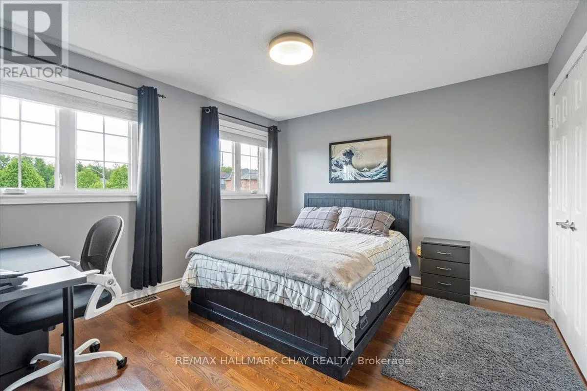 20 STONEYBROOK CRESCENT