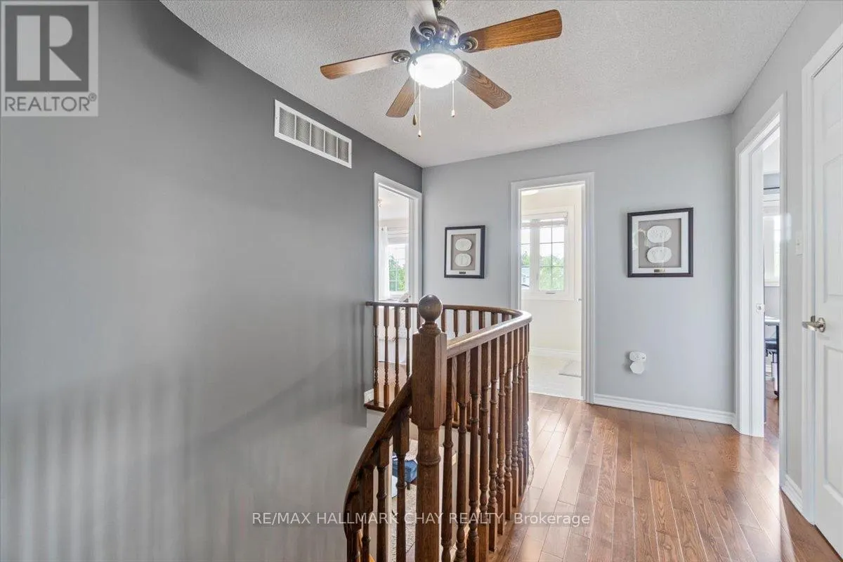 20 STONEYBROOK CRESCENT