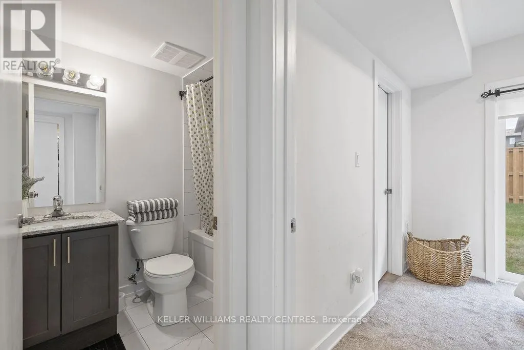 25 - 9 WINTERS CRESCENT