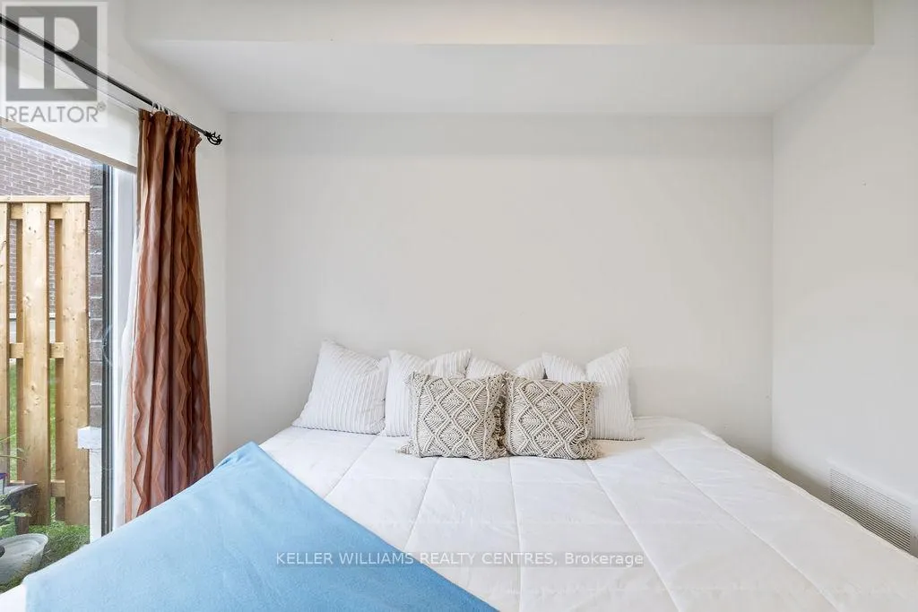 25 - 9 WINTERS CRESCENT