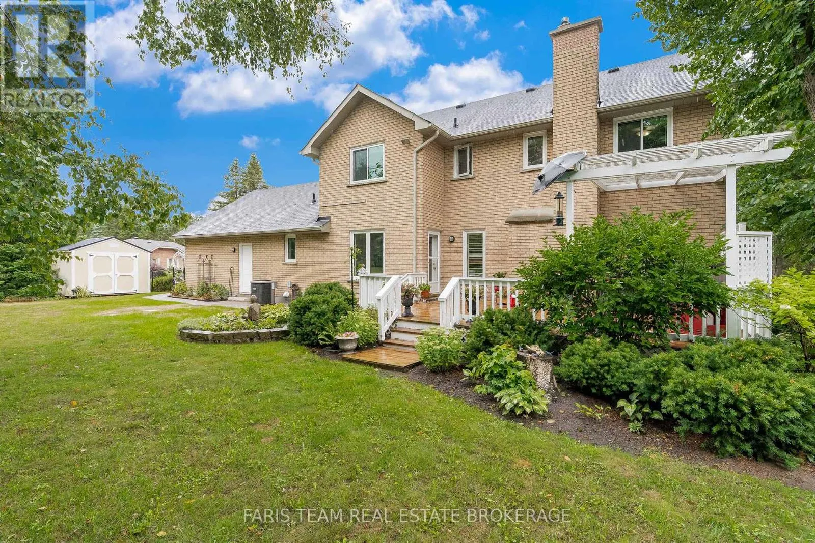 33 WILLOW LANDING ROAD