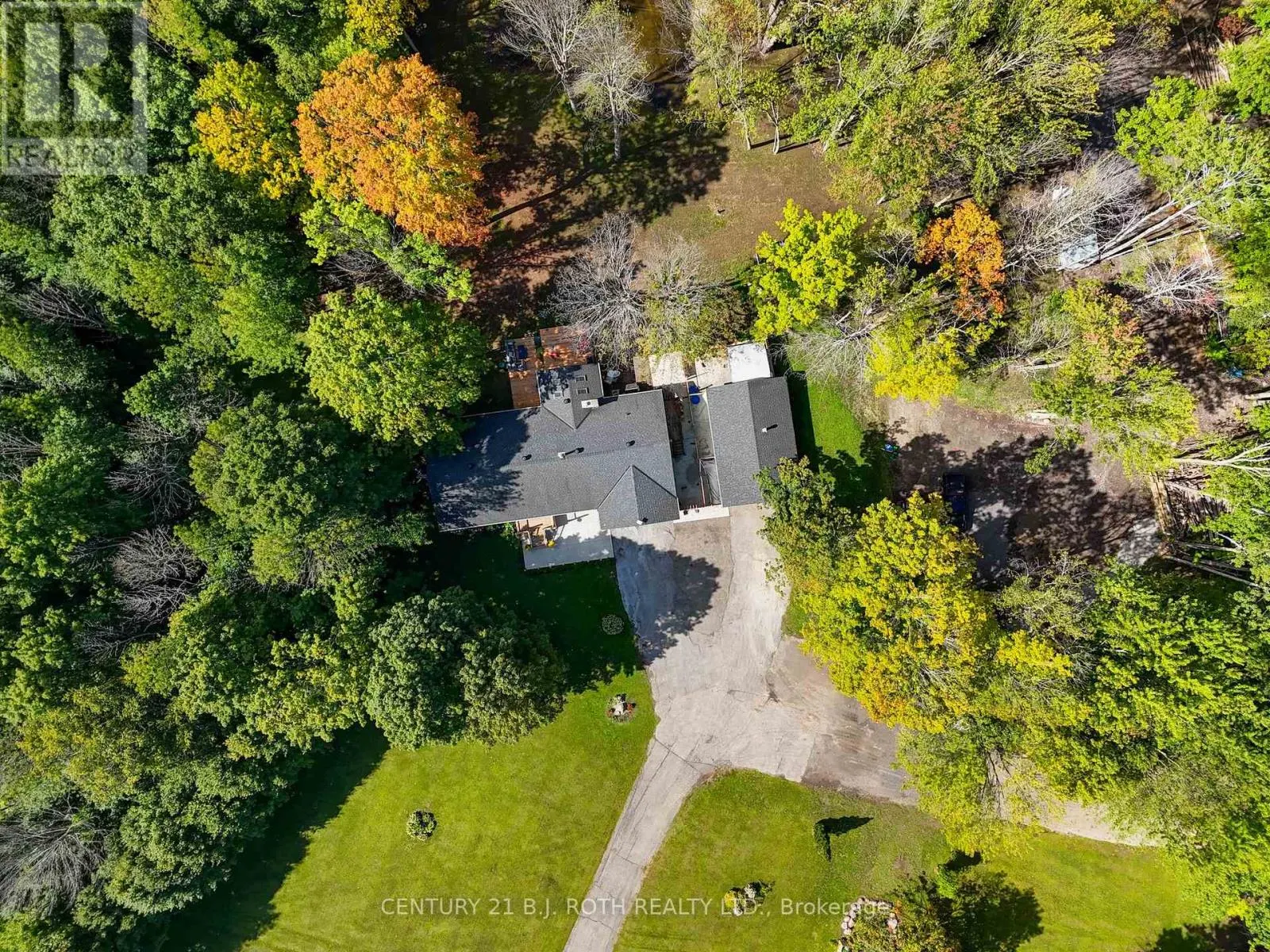 1250 COUNTY ROAD 6 ROAD S