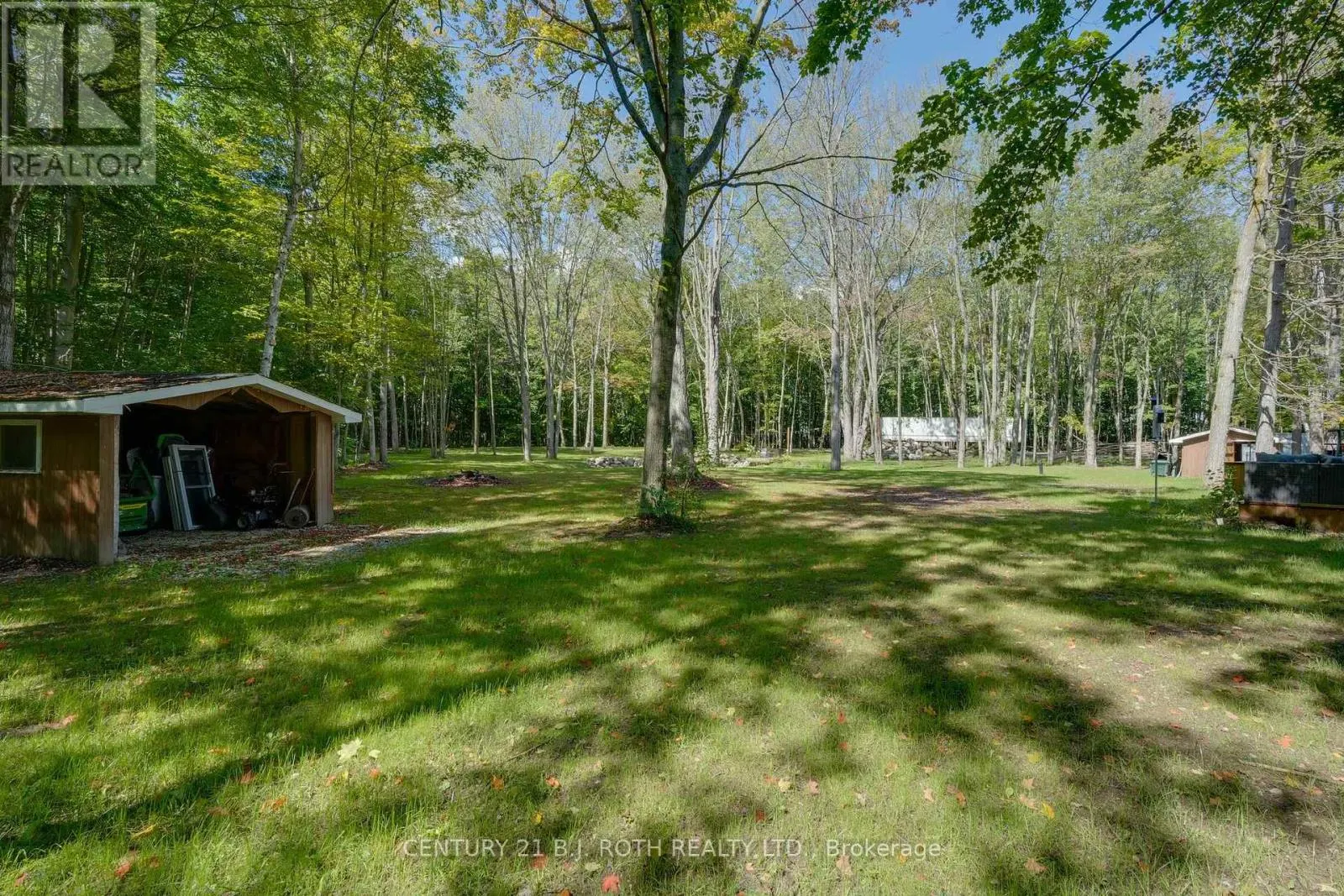 1250 COUNTY ROAD 6 ROAD S