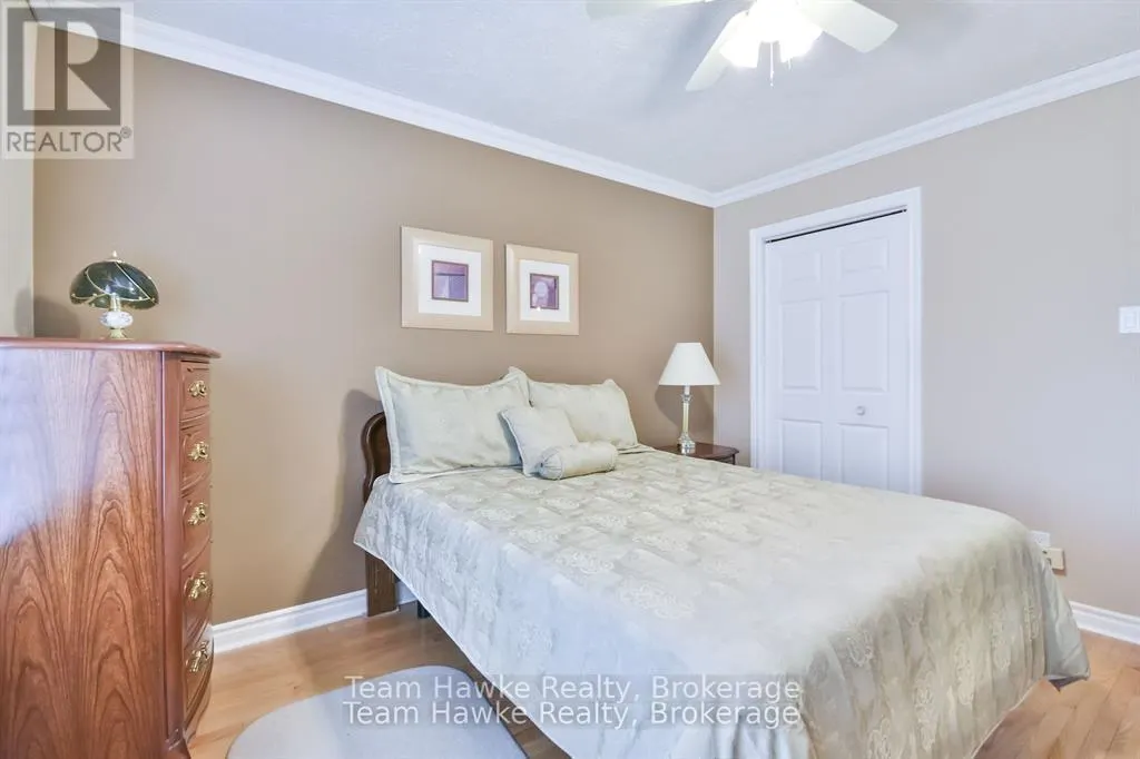 20 - 90 BURKE STREET, #20