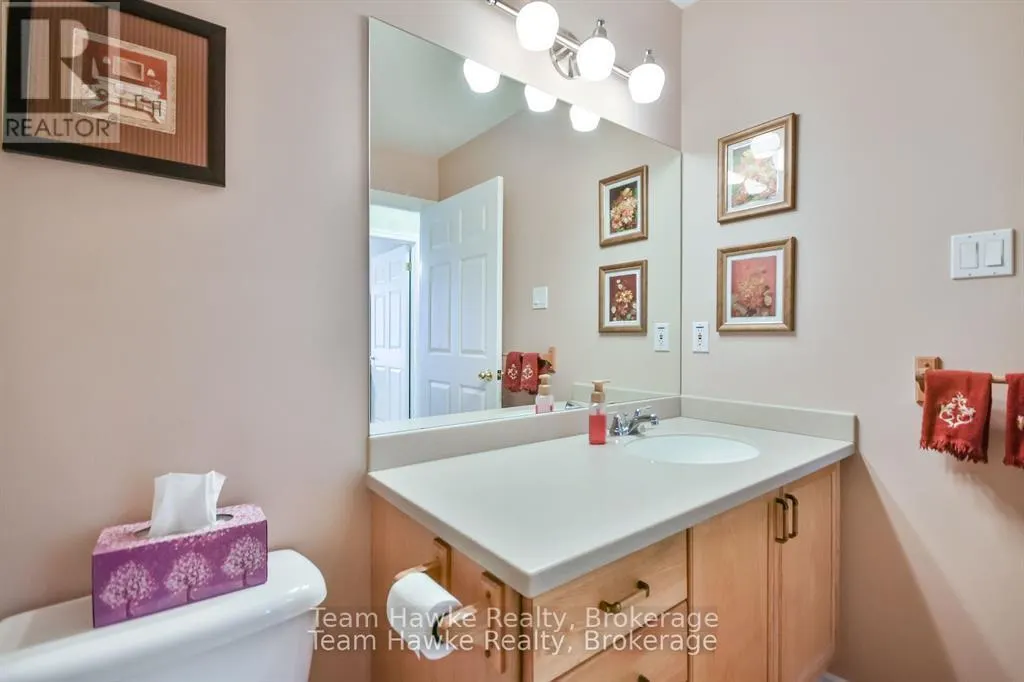 20 - 90 BURKE STREET, #20