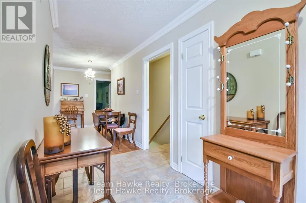 20 - 90 BURKE STREET, #20