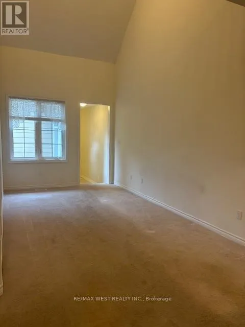 7 VILLAGE GATE DRIVE