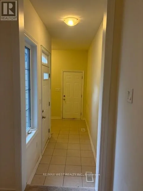 7 VILLAGE GATE DRIVE