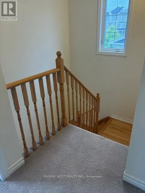 7 VILLAGE GATE DRIVE