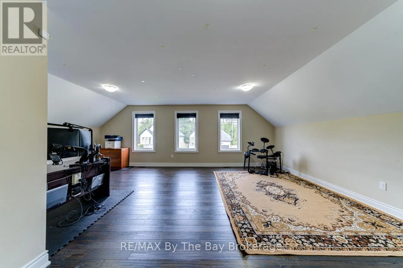 287 ROBINSON ROAD