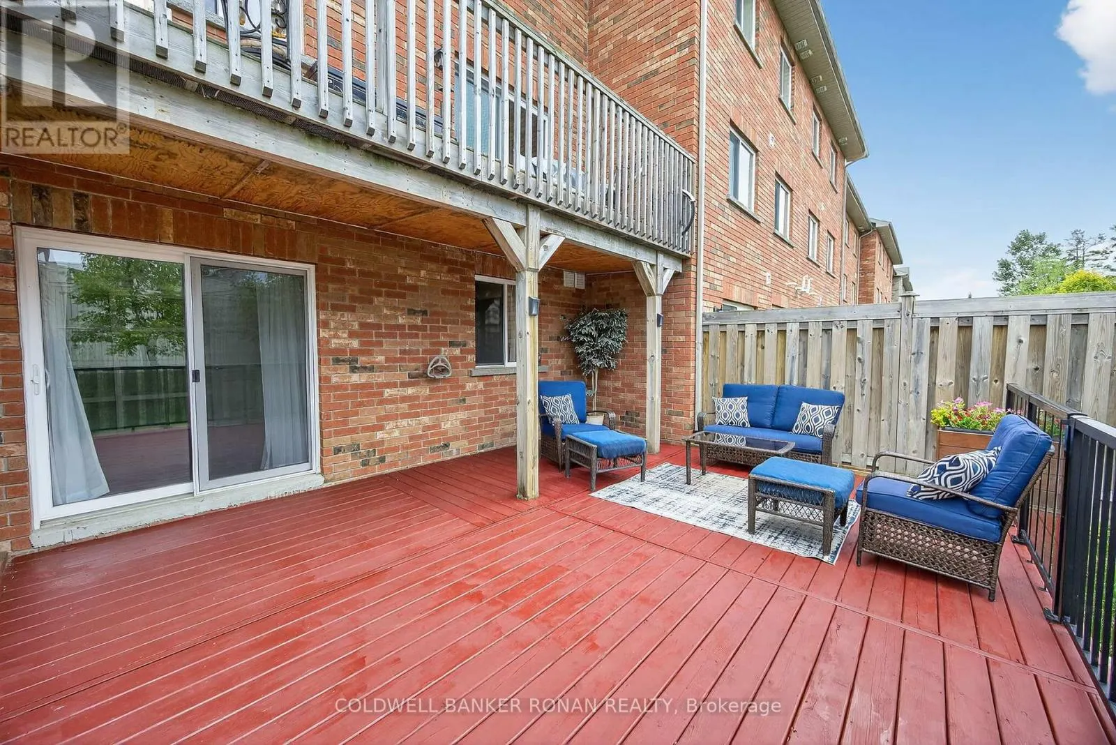8 - 49 FERNDALE DRIVE S