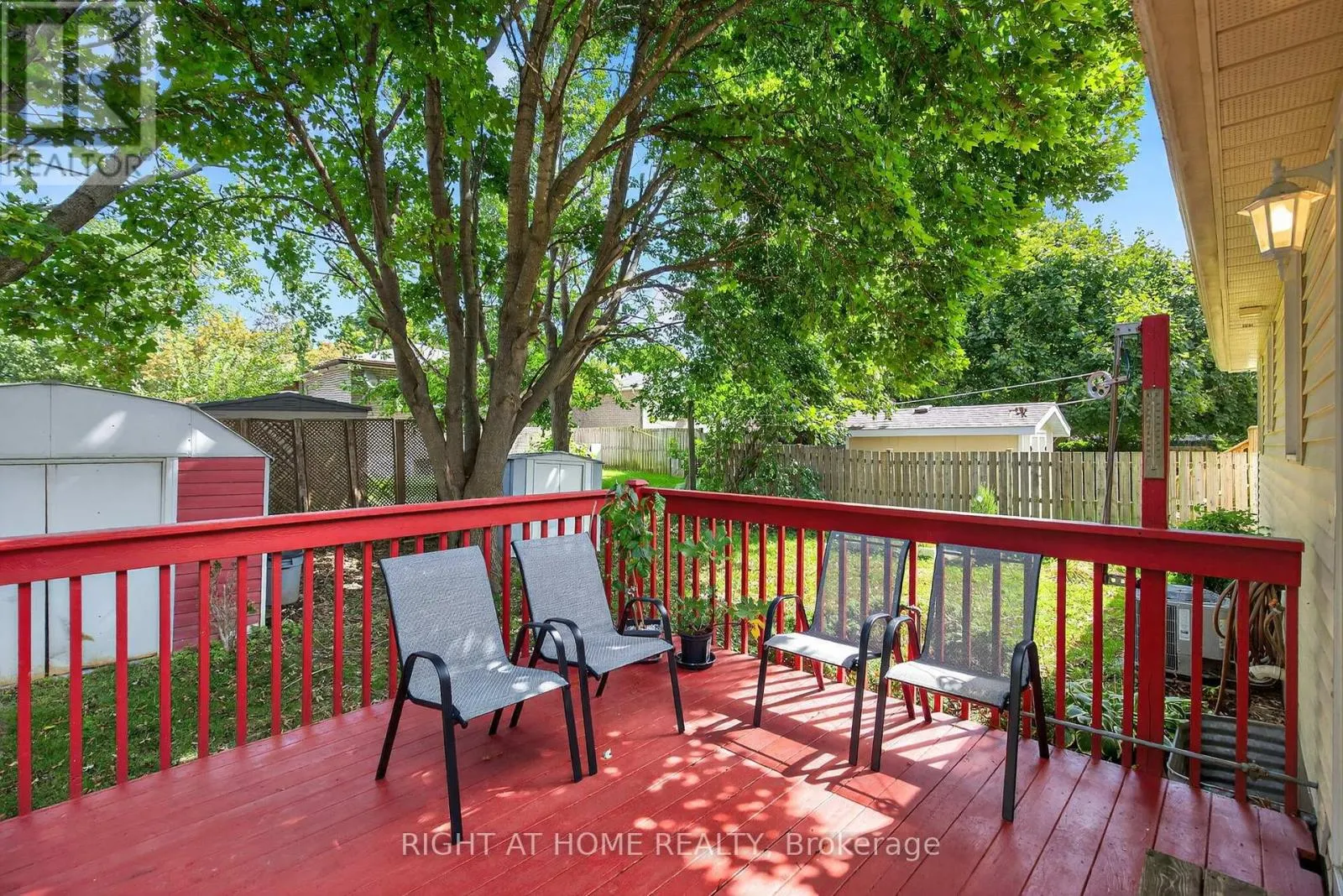 688 BAYVIEW DRIVE