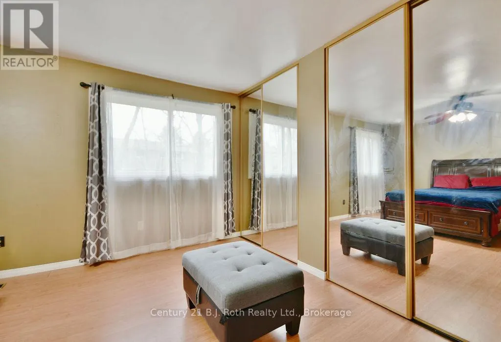 7 - 441 BARRIE ROAD, #7