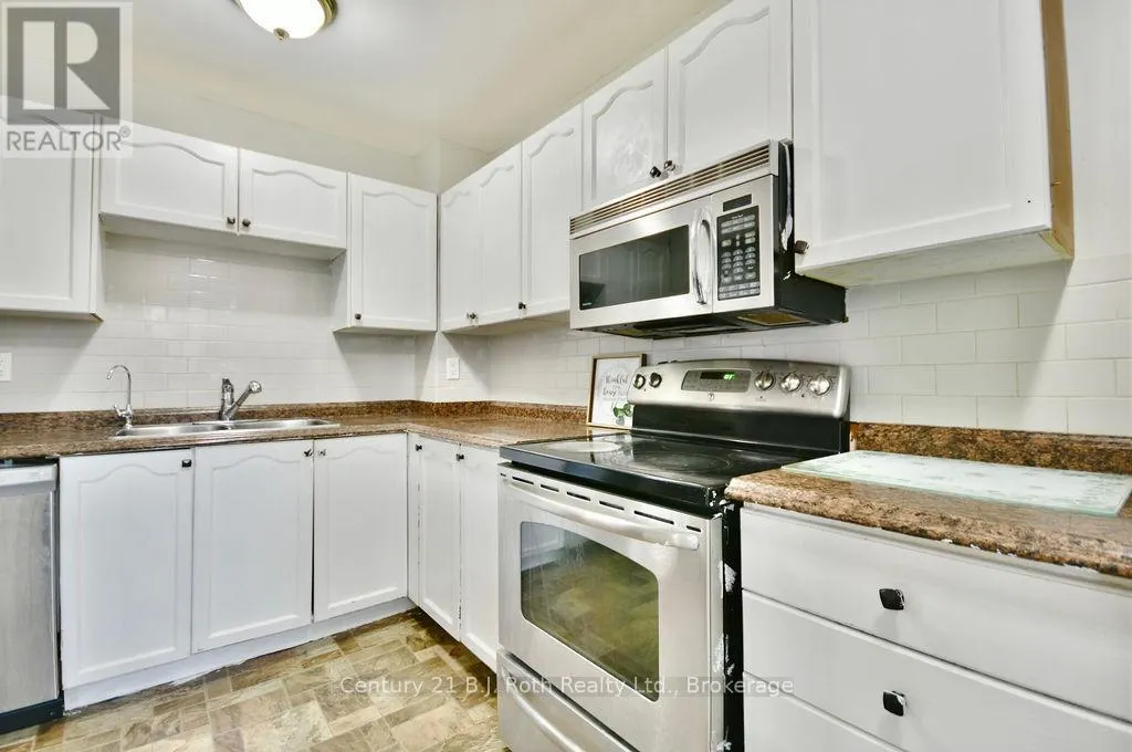 7 - 441 BARRIE ROAD, #7