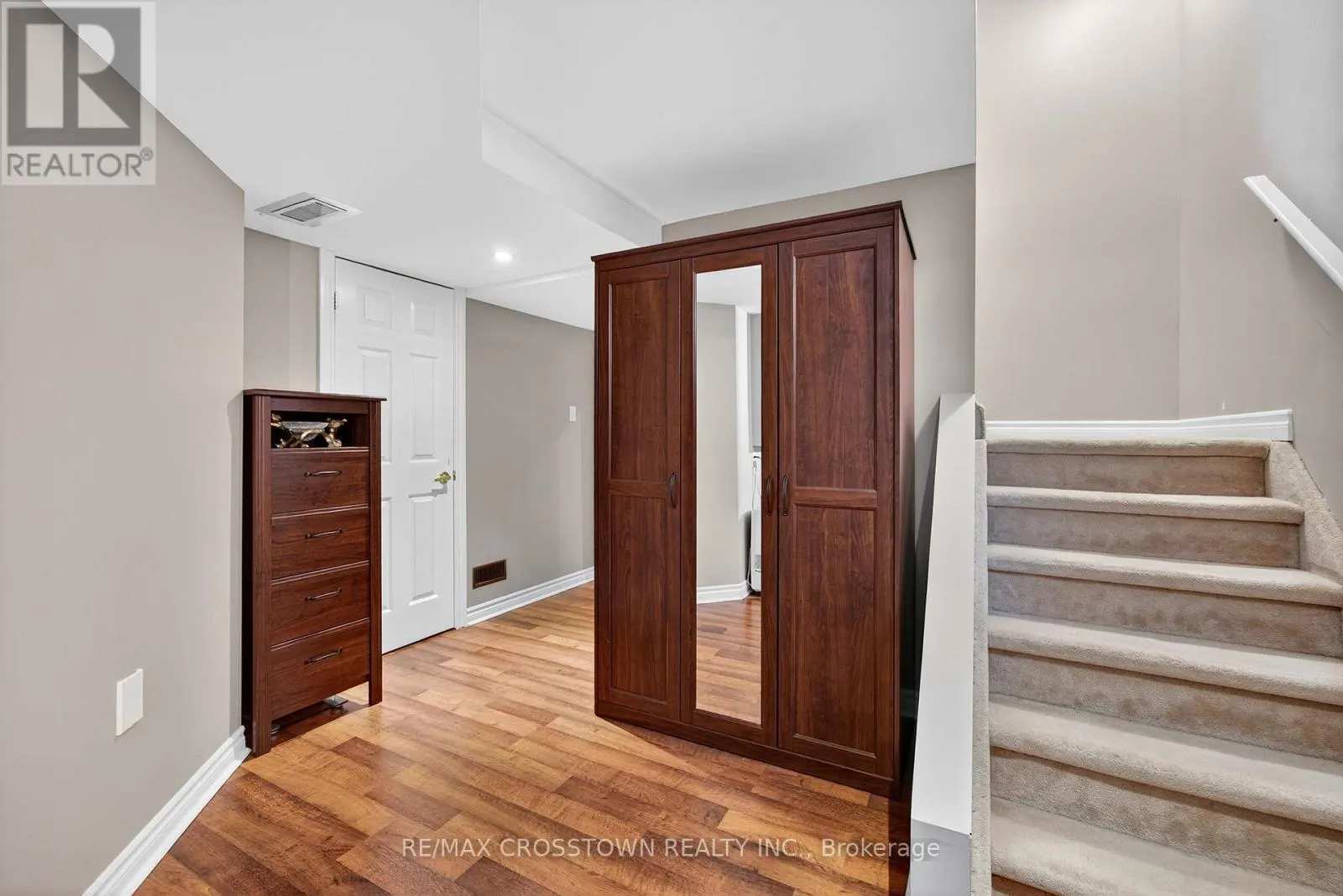 49 TUNBRIDGE ROAD