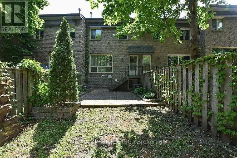 18 - 2 NORTH STREET