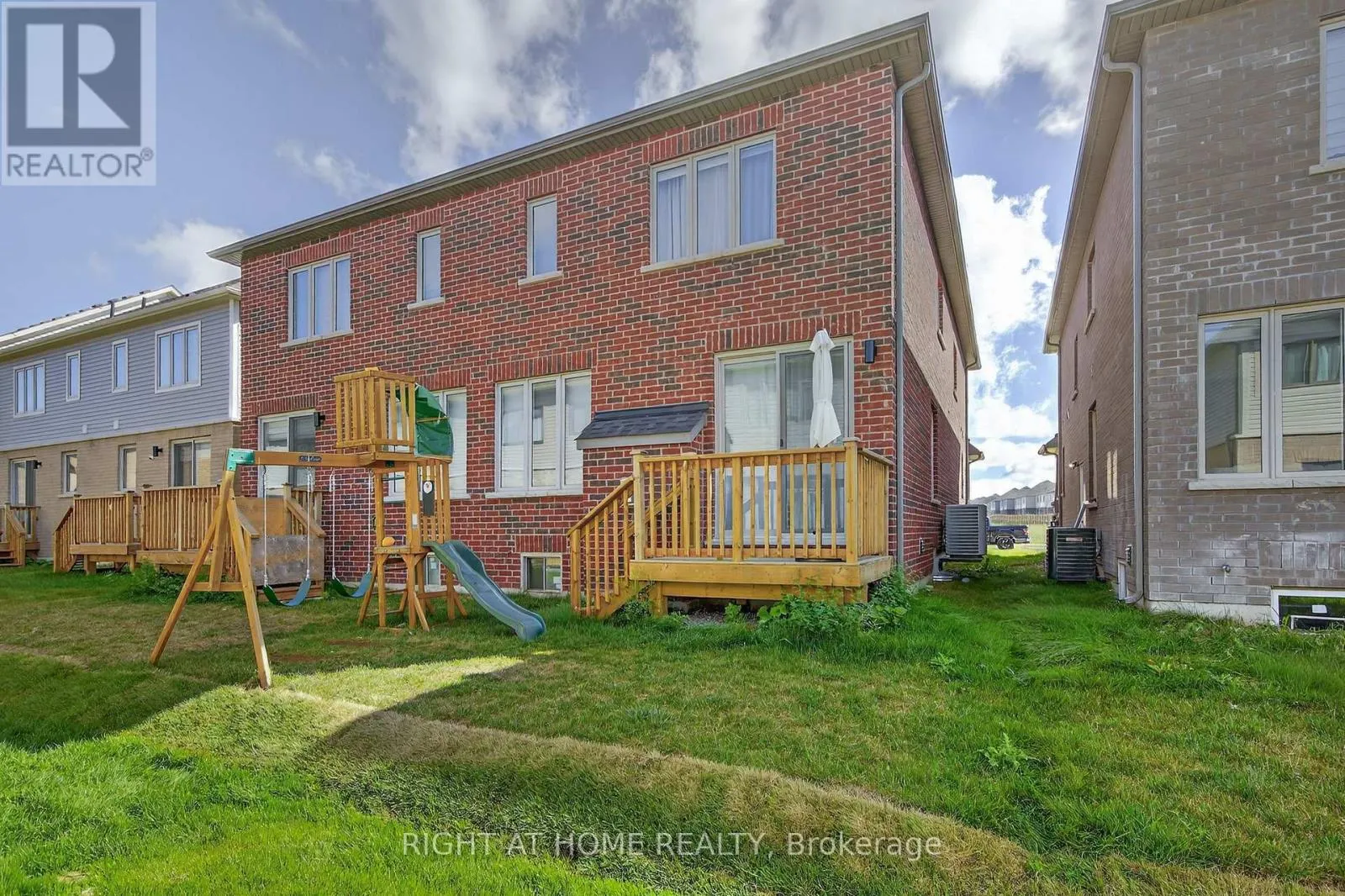 86 WEST OAK TRAIL