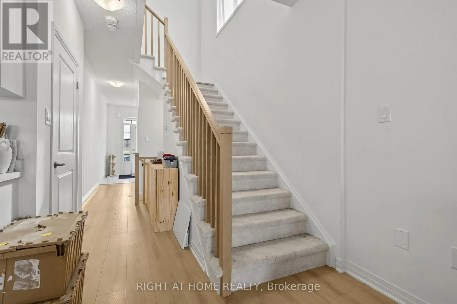 86 WEST OAK TRAIL