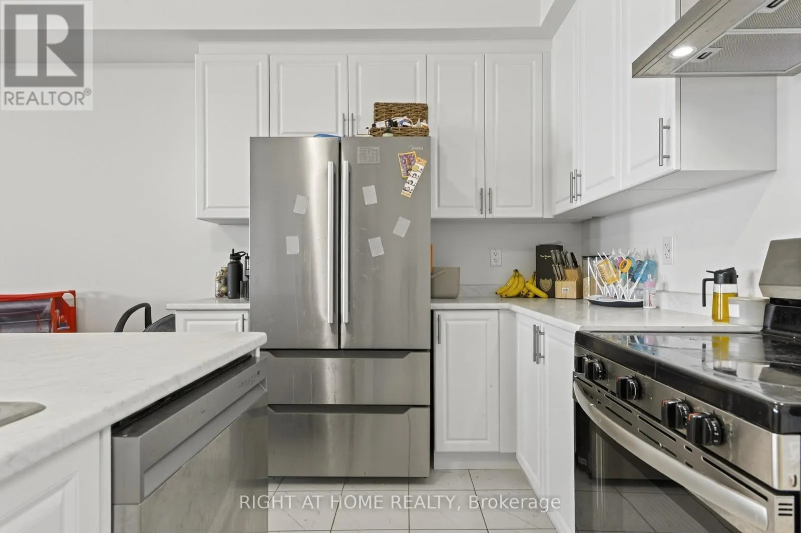86 WEST OAK TRAIL