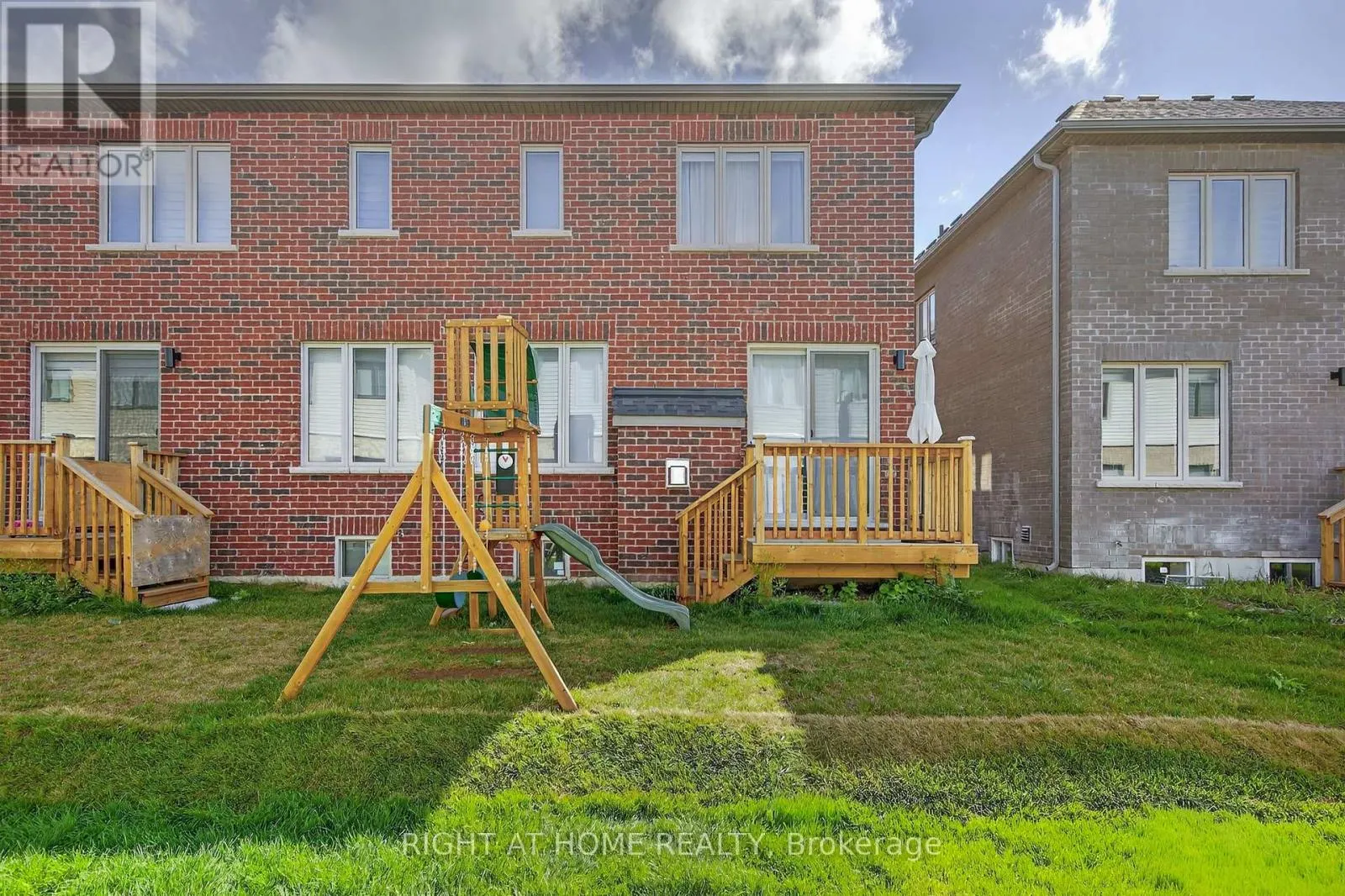 86 WEST OAK TRAIL
