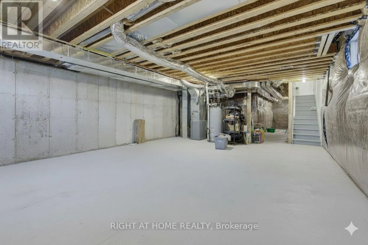 86 WEST OAK TRAIL