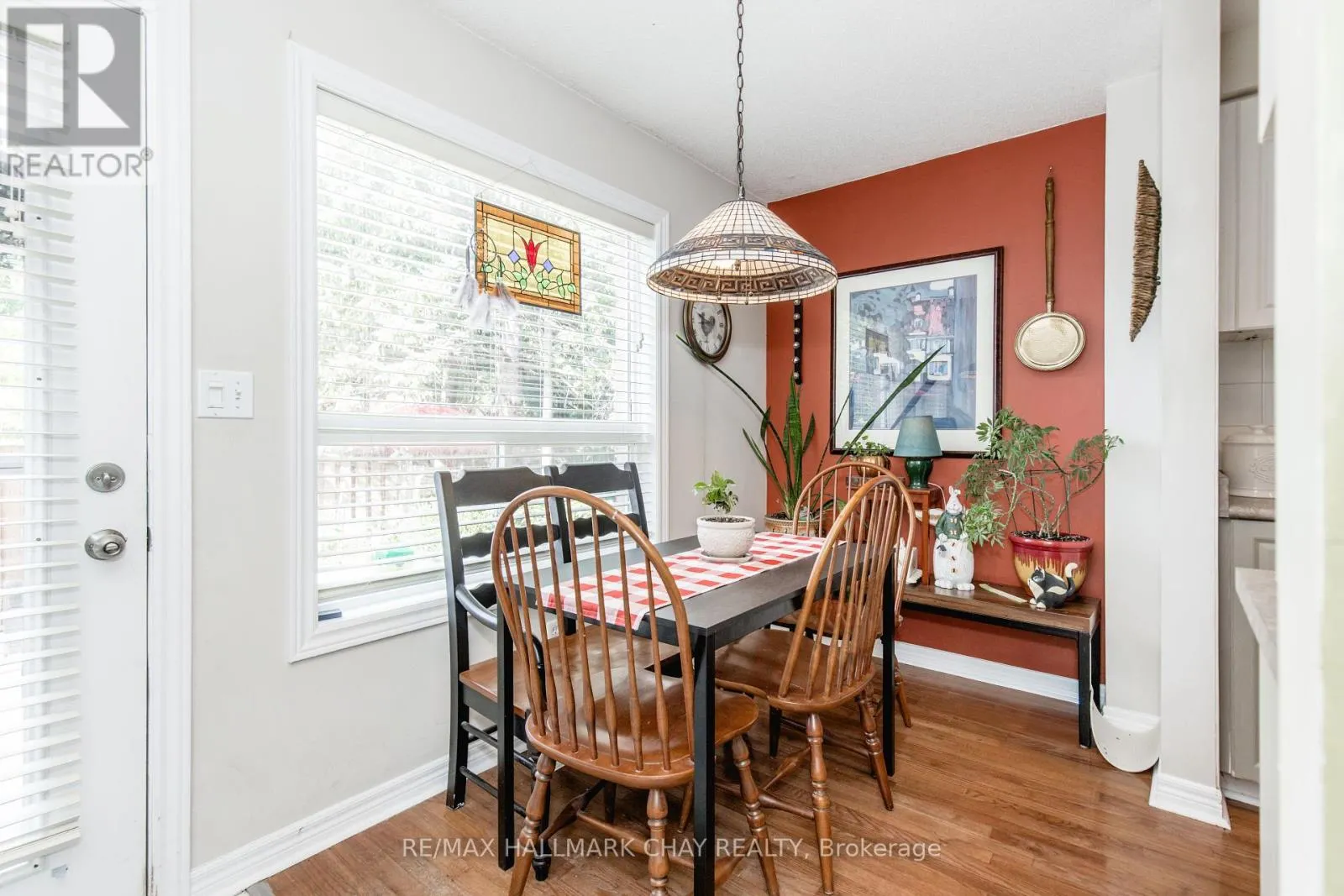 11 - 234 CUNDLES ROAD E