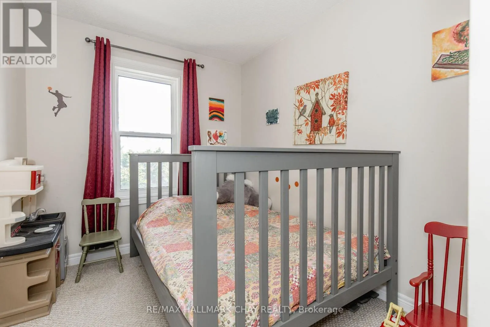 11 - 234 CUNDLES ROAD E