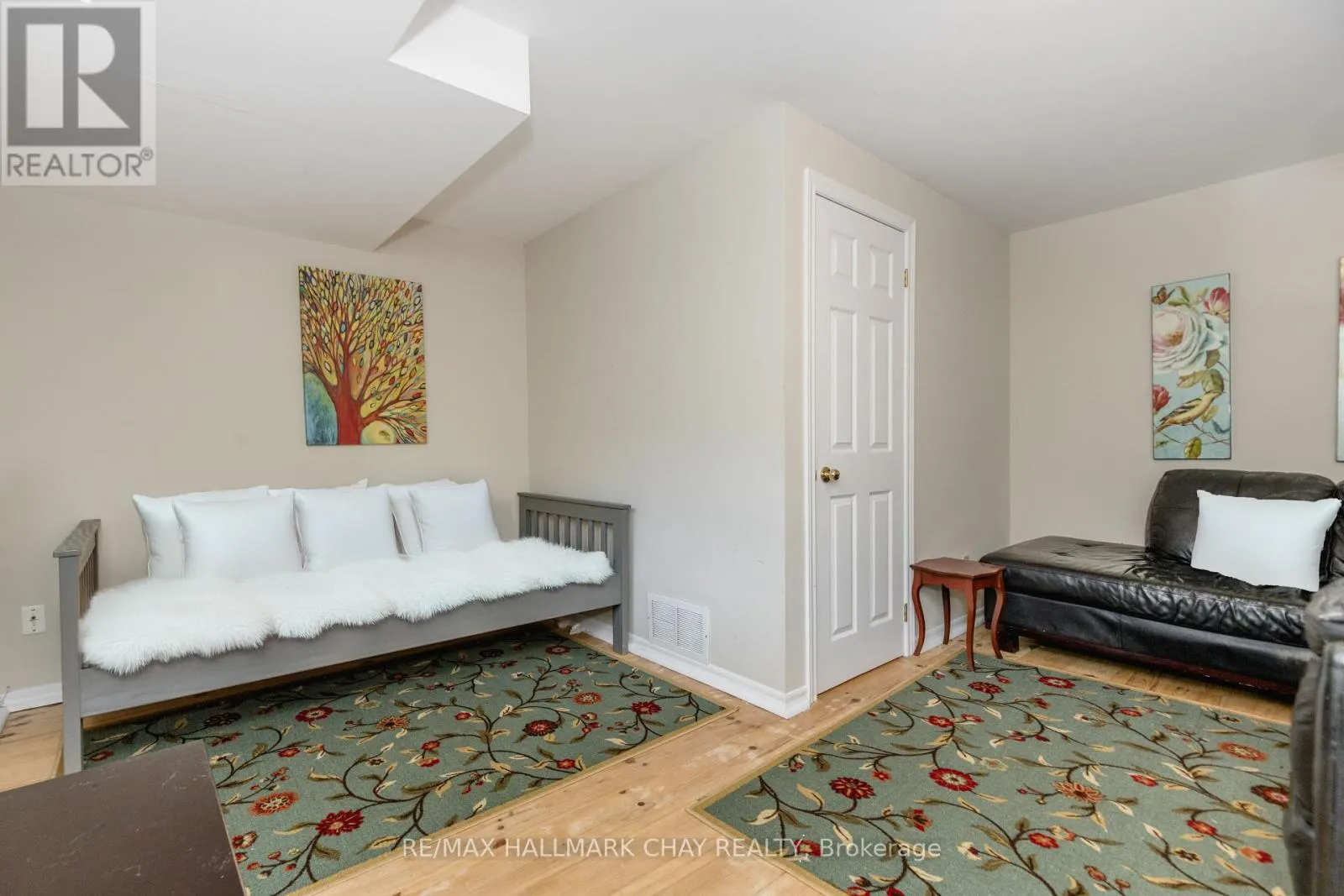 11 - 234 CUNDLES ROAD E