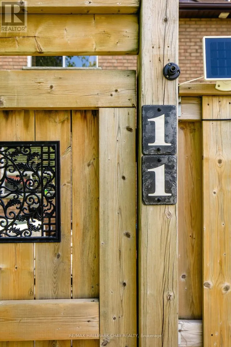 11 - 234 CUNDLES ROAD E