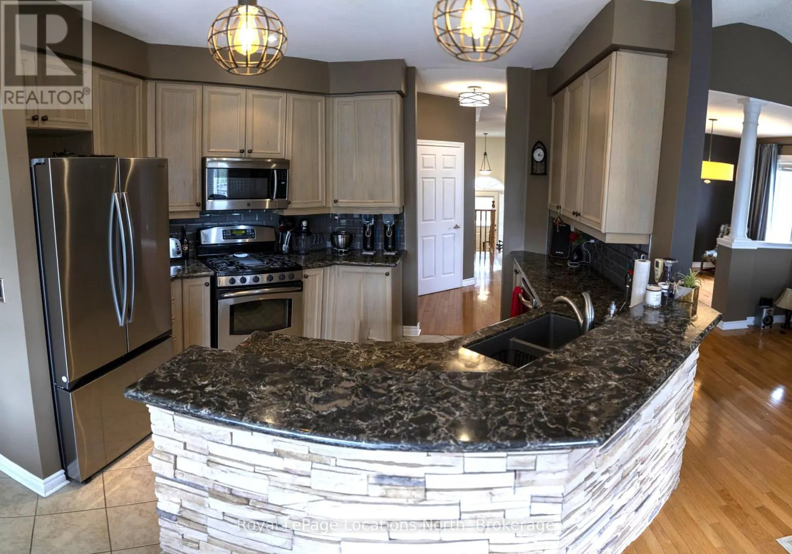 21 MARINE VIEW DRIVE